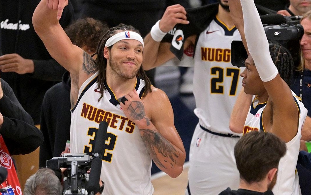 后防告急叠 后防告急叠