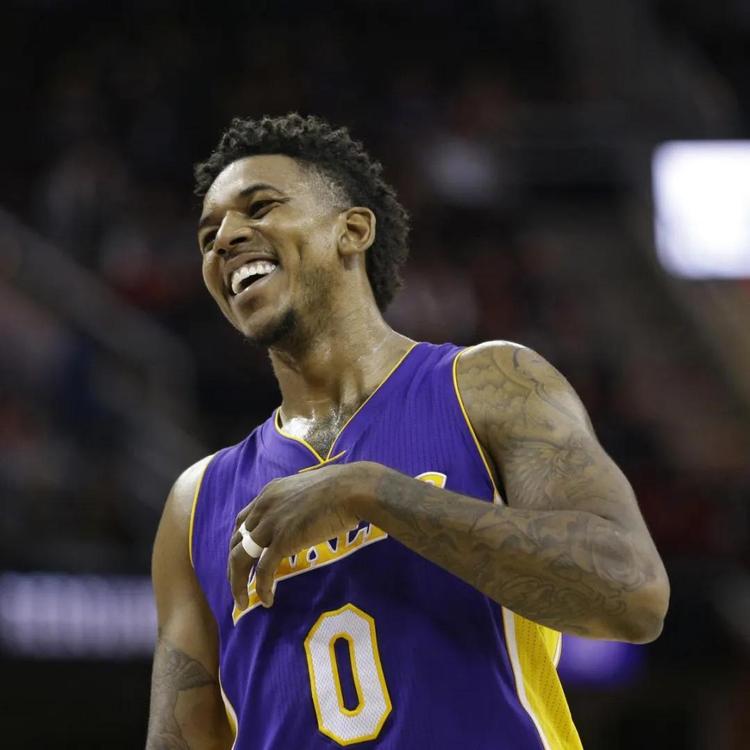 下追打与底 下追打与底